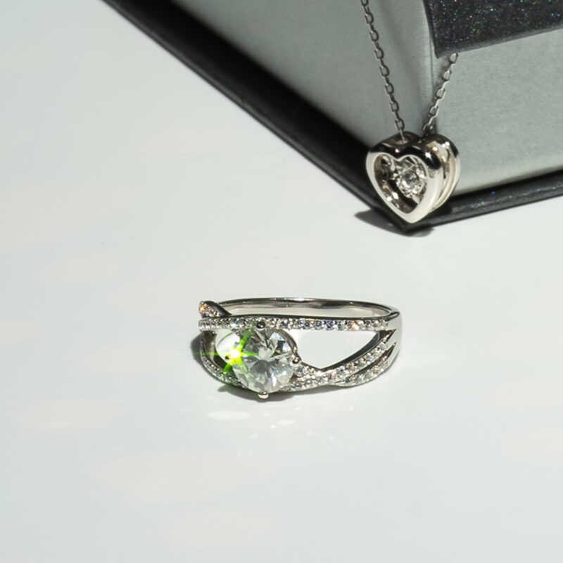 Connection Inel Moissanite