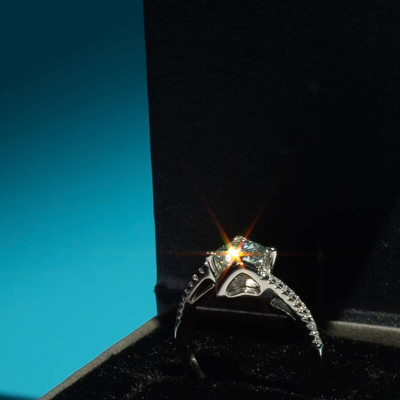 Love Embrace Inel din Argint Diamant Moissanite