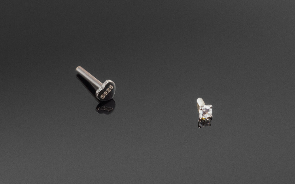 Yllo Piercing din Argint si Cristal de 2 mm 1