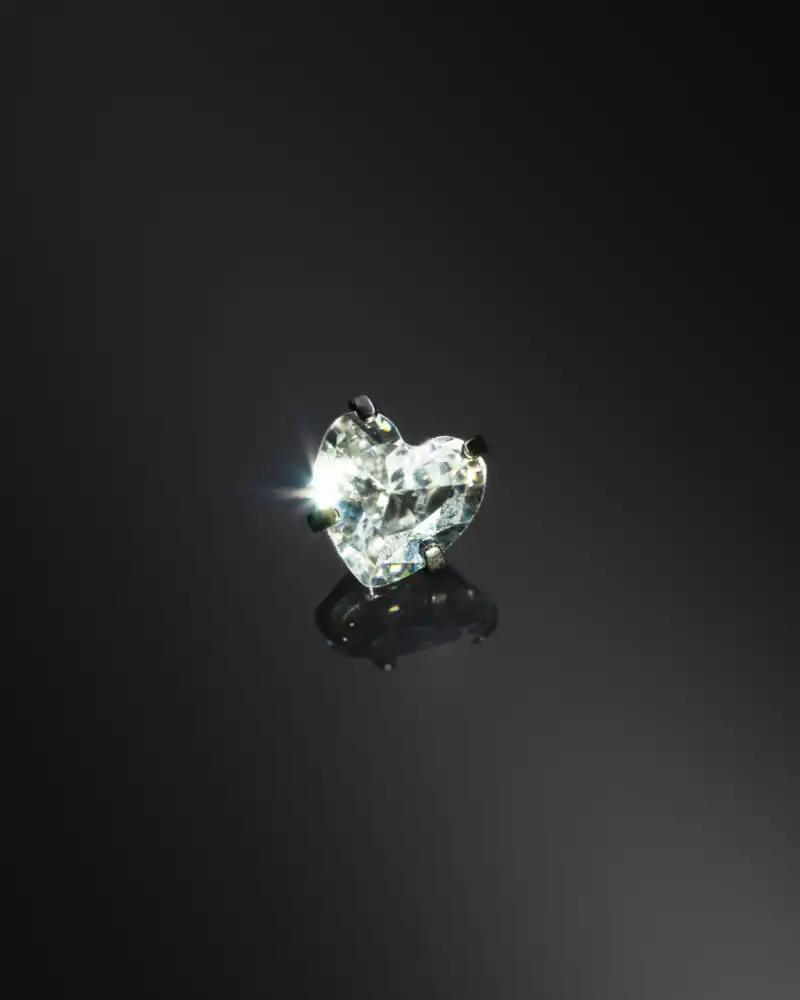 Piercing Buric Titan ASTM F136 Inimă din Zirconiu Piercing Buric Titan ASTM F136 Inimă din Zirconiu