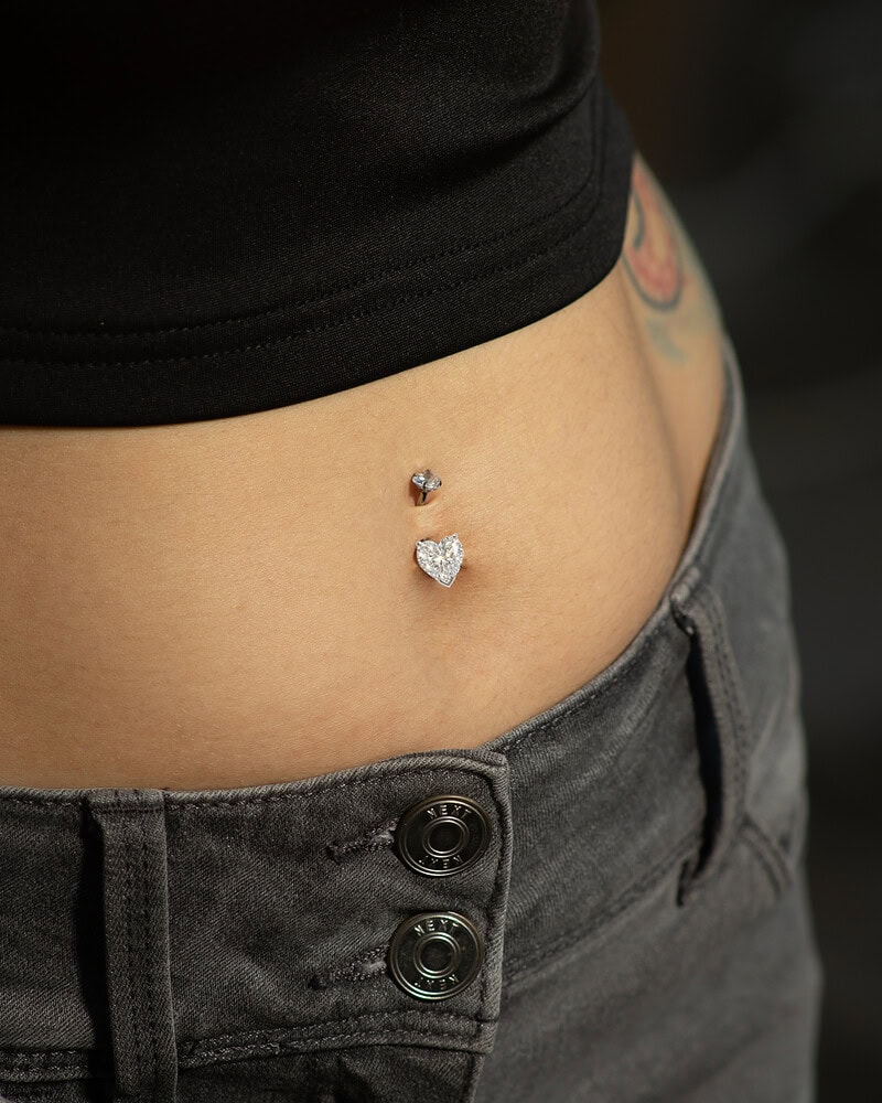 Piercing Buric Titan ASTM F136 Inimă din Zirconiu Piercing Buric Titan ASTM F136 Inimă din Zirconiu