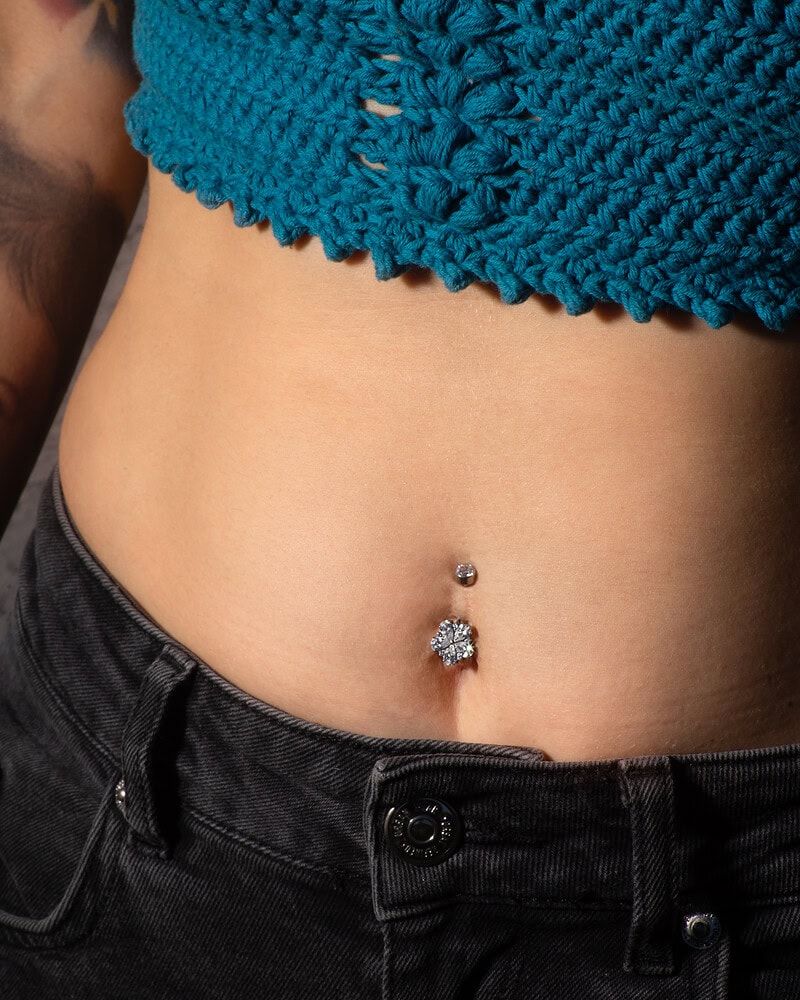 Piercing Buric Titan ASTM F136 Zirconiu Trifoi